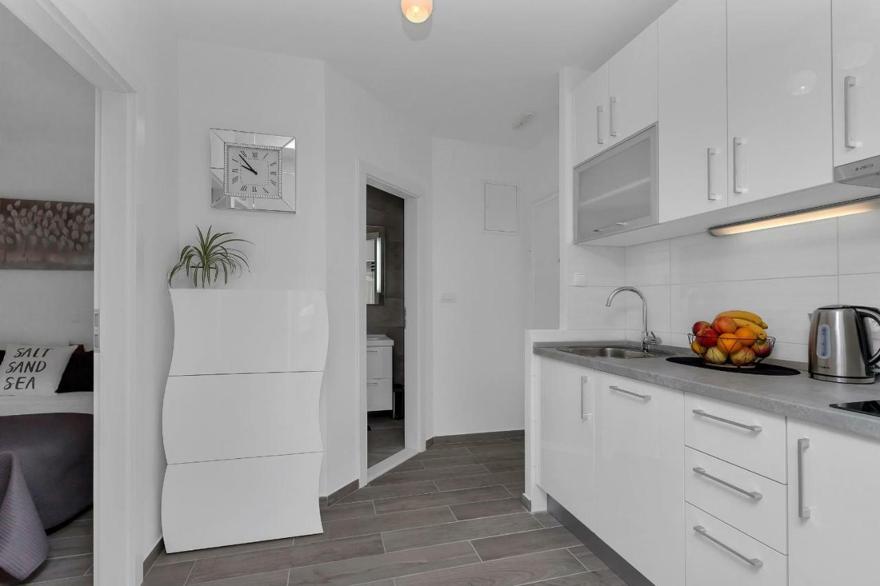 Apartment Kate Podgora Exteriör bild